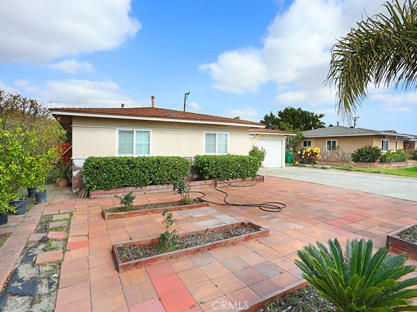 9121 Reading Ave, Westminster CA 92683