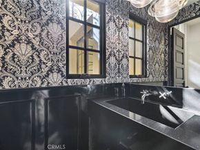 12 Thomas Road, Ladera Ranch CA 92694