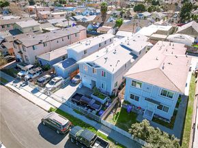 136 W 61st Street, Los Angeles CA 90003