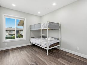 1860 W Glenoaks L, Anaheim CA 92801