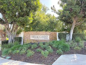 4 Del Rey #19, Irvine CA 92612