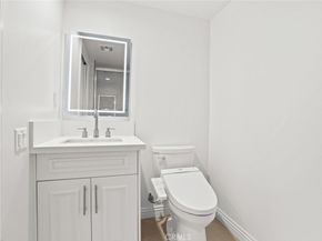 1598 Long Beach 214, Long Beach CA 90813