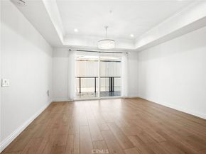 1598 Long Beach 214, Long Beach CA 90813