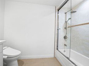 1598 Long Beach 214, Long Beach CA 90813