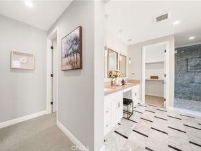 27 Gillman Street, Irvine CA 92612