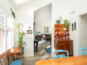 2053 Meadow View, Costa Mesa CA 92627