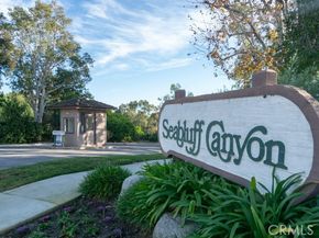 2053 Meadow View, Costa Mesa CA 92627