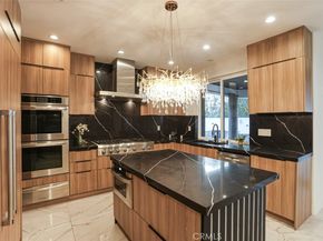 6525 Fremont, Huntington Beach CA 92648