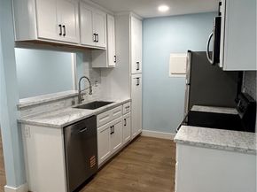 1345 Cabrillo Park Dr M13, Santa Ana CA 92701