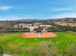 24 Calle Estero, Rancho Santa Margarita CA 92688