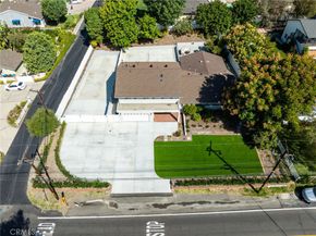 19201 Barrett Lane, North Tustin CA 92705
