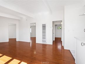 1124 Victoria, Costa Mesa CA 92627