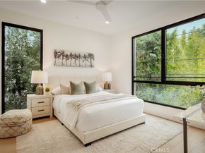 8904 Hubbard St, Culver City CA 90232