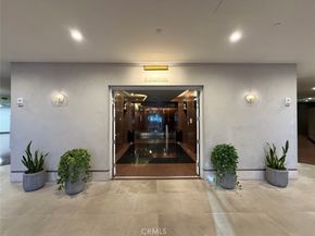 1100 Wilshire Blvd 2010, Los Angeles CA 90017