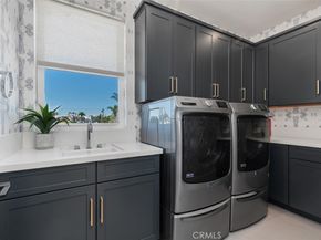 175 Costa Mesa, Costa Mesa CA 92627