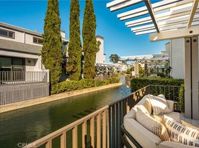 19 Waterway 9, Irvine CA 92614