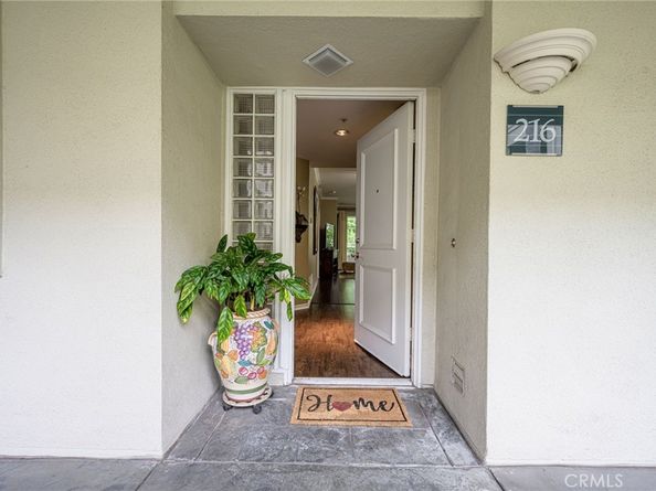 2233 Martin 216, Irvine CA 92612