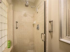 2233 Martin 216, Irvine CA 92612