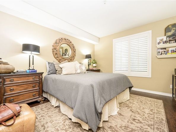 2233 Martin 216, Irvine CA 92612