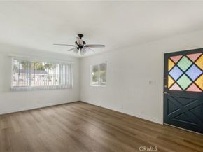 1940 Monrovia, Costa Mesa CA 92627