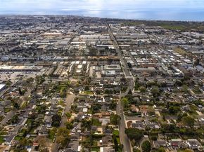 1940 Monrovia, Costa Mesa CA 92627