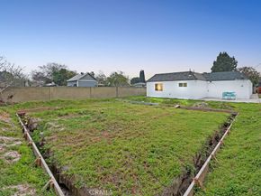 916 N West, Anaheim CA 92801