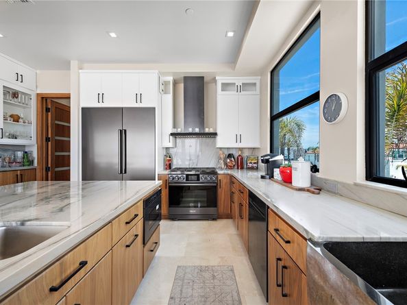 1504 W Oceanfront 5, Newport Beach CA 92663