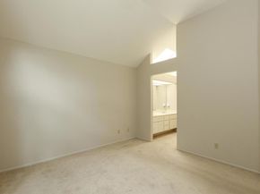 6871 Seaspray Ln, Carlsbad CA 92011