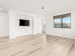 1609 Holly Leaf Way, Oceanside CA 92056