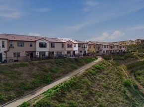 1728 Valley Oak Way, Oceanside CA 92056