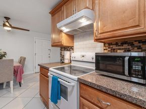 2340 Hosp Way 120, Carlsbad CA 92008