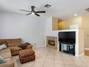 868 Panella, Oceanside CA 92057