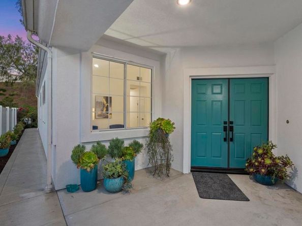 4888 Thebes, Oceanside CA 92056