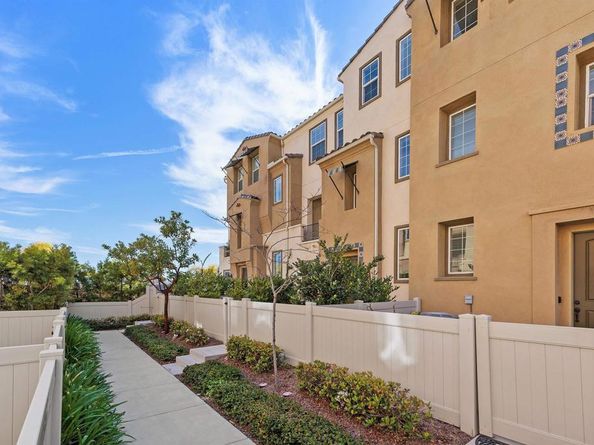 1309 Via Lucero, Oceanside CA 92056