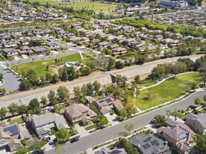 2952 Murcott Way, Escondido CA 92027