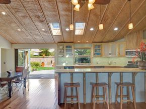 3354 Seacrest Drive, Carlsbad CA 92008