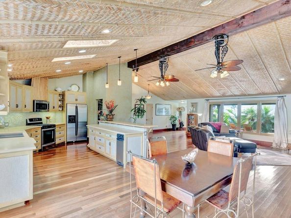 3354 Seacrest Drive, Carlsbad CA 92008