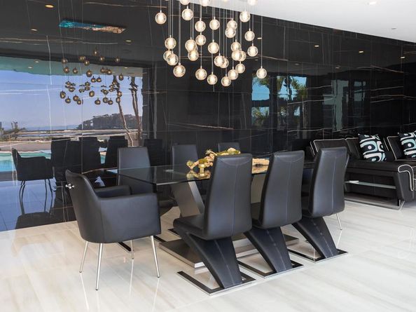 1095 Hoover Street, Carlsbad CA 92008