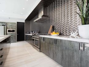 1095 Hoover Street, Carlsbad CA 92008