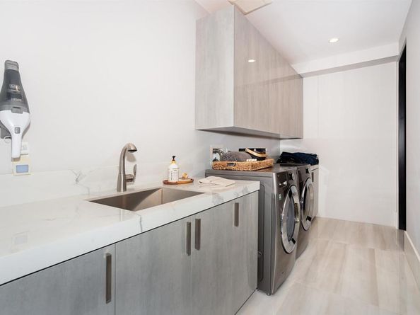 1095 Hoover Street, Carlsbad CA 92008