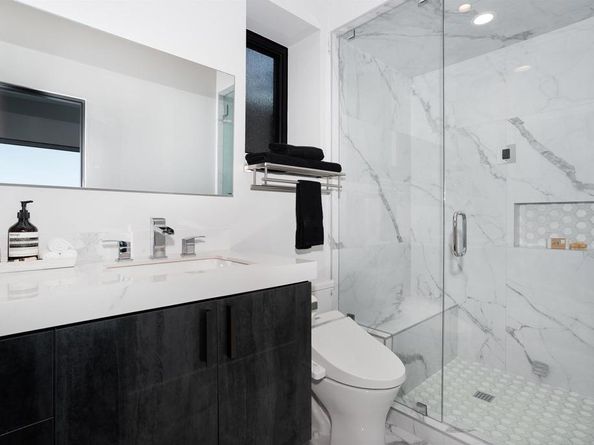 1095 Hoover Street, Carlsbad CA 92008