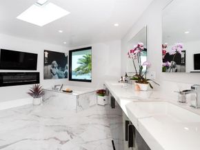 1095 Hoover Street, Carlsbad CA 92008