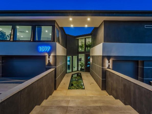 1095 Hoover Street, Carlsbad CA 92008