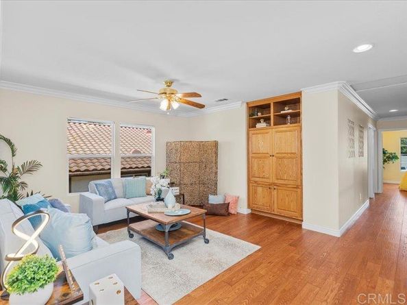 2381 Avenida Helecho, Carlsbad CA 92009