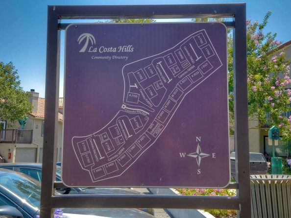 7701 Caminito Leon 201, Carlsbad CA 92009