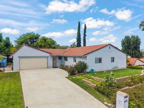 645 Rainbow Place, Escondido CA 92027