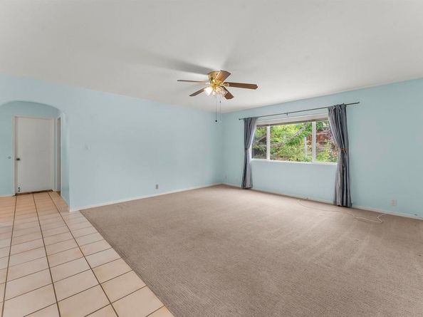 645 Rainbow Place, Escondido CA 92027