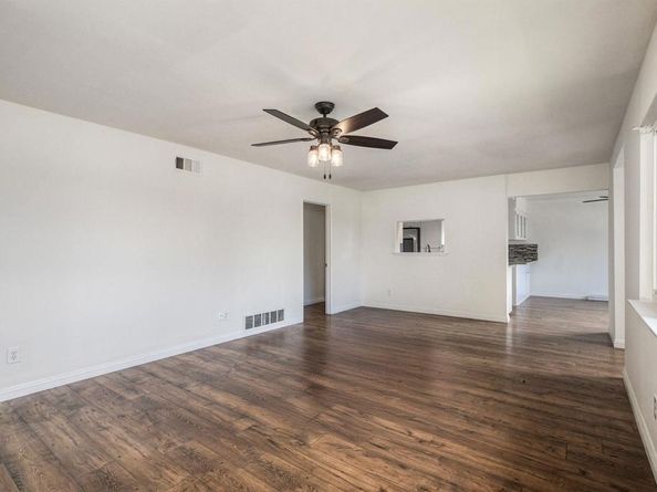 4960 Sparks Avenue, San Diego CA 92110