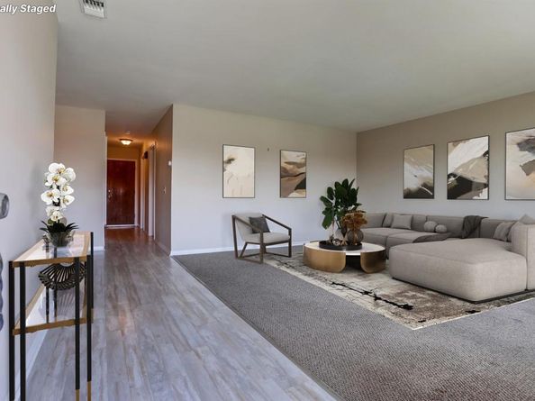 4379 Albatross Way, Oceanside CA 92057