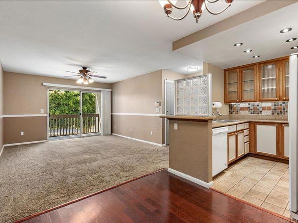 432 Edghill Lane 160, Oceanside CA 92054